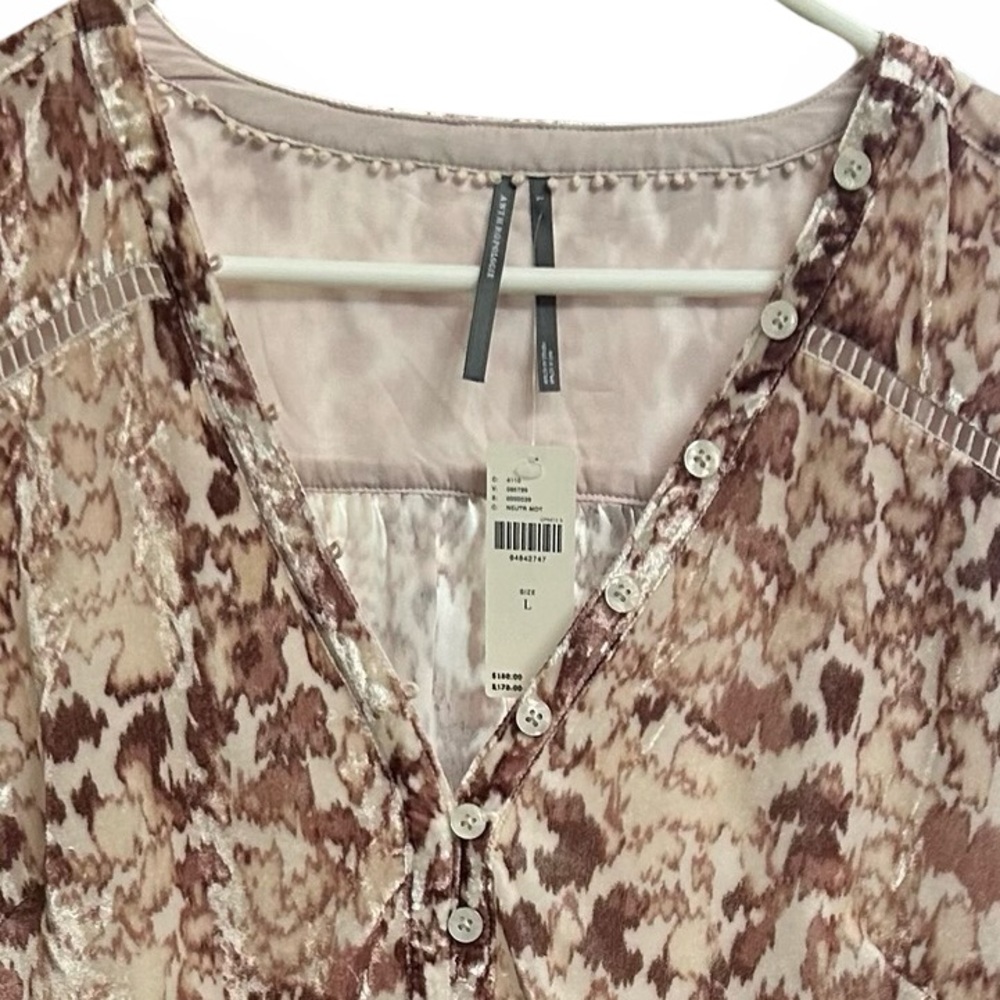 By Anthropologie Long-Sleeve Velvet Tunic Top - Picture 3 of 5